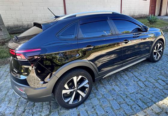 VOLKSWAGEN NIVUS 1.0 200 TSI TOTAL FLEX HIGHLINE AUTOMÁTICO